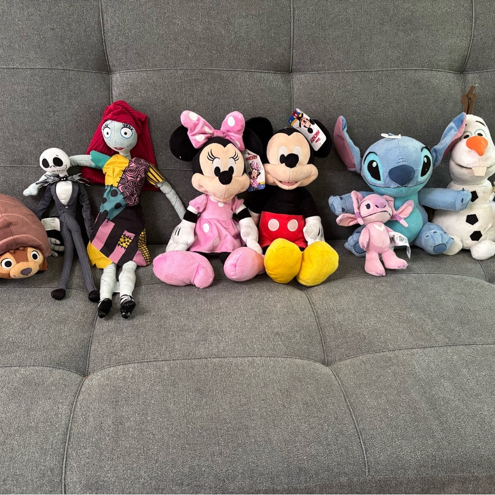 Disney Plush Set - Minnie, Mickey, Stitch, and Friends